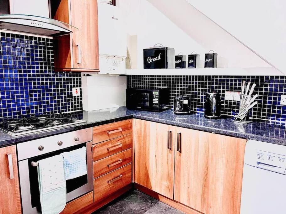 Crown House Two Bedroom Apartment Aberdeen Kültér fotó
